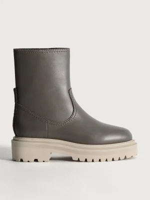 botte_en_cuir_office_gris_0.webp New HOFF BOTTE EN CUIR OFFICE GRIS